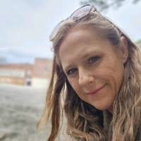 100+ perfiles de «Misemer»