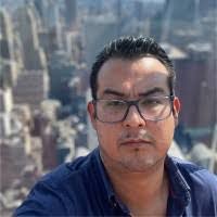 Diana Colunga's Instagram, Twitter & Facebook