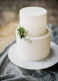 Not only is a white wedding cake the most traditional of cakes, it fits all wedding styles: 25 Timeless Yet Trendy All White Wedding Cakes Weddingomania