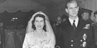 Malgré les tempêtes, philip reste le confident et premier conseiller d'elizabeth ii. Love Story Queen Elizabeth Ii And The Duke Of Edinburgh Steemit