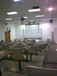 برنامج صناعة الازياء لذوات الإعاقة السمعية الشديدة. King Abdulaziz University Wikiwand