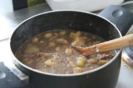 Dombre Au Lentille Lardon Pommes De Terre L Igname Madere Malanga A La Rondelle Pour Le Gout Cuisine Creole Recettes Antillaises Specialite Culinaire