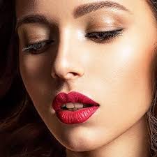 Makeup Revolution Lustre Wand Shadow Stick, Gold Flare : Buy Online at Best  Price in KSA