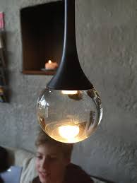 The Dewdrop Eine Dezente Relativ Helle Lampe Deren Licht Durch Die Glaskugel Ca 5 Cm Angenehm Gestreut Wird Die Lampe Gibt Es Schw Lamp Decor Light Bulb