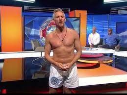 See more ideas about gary lineker, gary, leicester city football. Gary Lineker Did Match Of The Day In His Underwear