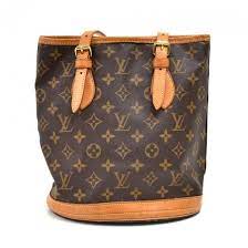 This handbag isn't going anywhere and yes. Louis Vuitton Louis Vuitton Bucket Pm Monogram Canvas Shoulder Bag