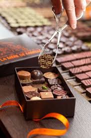 Les 20 Meilleurs Chocolatiers De Paris Chocolatiere Chocolat Maison Boutique De Chocolat
