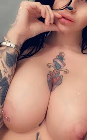 Tattooed Irish girl Porn Pic - EPORNER