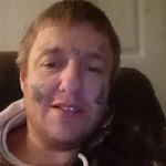 Dee Ogle's Instagram, Twitter & Facebook