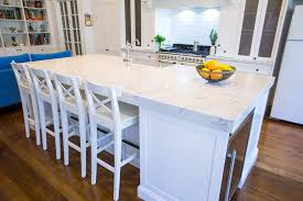 I strongly believe that above all else, the most important thing when designing a kitchen is every architect will tell you that an island bench should be in proportion to the space around it, at a suitable working height for you, and is something. Featuring Large Wide Island Bench With Smart Stone Athena And Hampton Style Cabinetry Kitchen Design Plans Hampton Style Kitchen Kitchen Styling