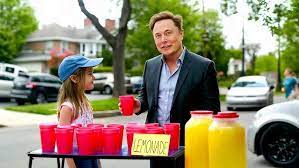 Girl Sells Lemonade To Pay For Her Chemo, Then Elon Musk Walks By & Shocks  Everyone! - YouTube