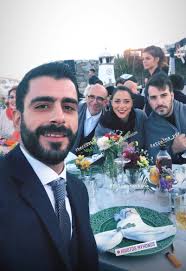 Σε πελάγη ευτυχίας πλέει η ευαγγελία συριοπούλου, η οποία σύμφωνα με πληροφορίες της εφημερίδας real news, είναι έγκυος στο πρώτο της παιδί. Facebook