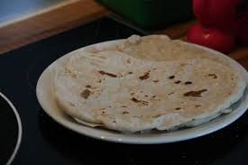 Le Pain Lavash Maison Pour Des Wraps Savoureux Le Bric A Brac D Annaig Et Guillaume