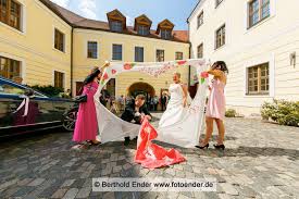 Maybe you would like to learn more about one of these? Standesamtliche Trauung Im Schloss Jessen Fotostudio Ender Oranienbaum Worlitz