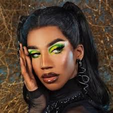 Using false eyelashes is always included in drag queen makeup. Drag Queens Beauty Photos Trends News Allure