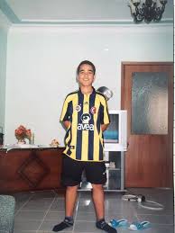 Sadık çiftpınar , adana'nın seyhan ilçesinde 1 ocak 1993 tarihinde doğmuştur. Fenerbahce Foto Sadik Ciftpinar Galatasarayli Diyenleri Facebook