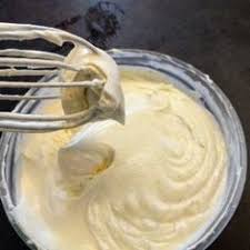 Recette De La Mousse A La Vanille Sans Gelatine Recette Recettes De Mousse Mousse Vanille Creme Pour Gateau