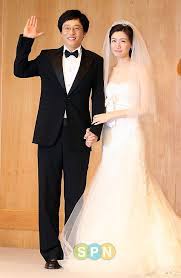 First script reading took place september 5, 2018. Yoo Jae Suk And Na Kyung Eun 2008 Celebrities Celebrity Weddings Asian Celebrities