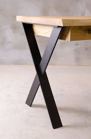 Live Edge Schreibtisch Mit Zwei Schubladen Eichenschreibtisch Im Industriestil Edge Eich Live Edge Desk Metal Table Metal Furniture