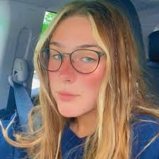 ariana jones (@ariianajones)