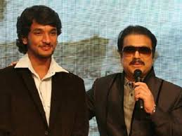 Karthik rhyming, similar names and popularity. Muthuraman Karthik Muthuraman Gautham Karthik