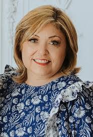 Araceli Castro's Instagram, Twitter & Facebook