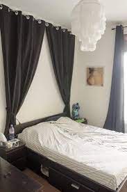 des tetes de lit habillees avec des rideaux floriane lemarie idee tete de lit tete de lit rideau rideaux de lit