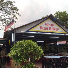 Malaysia mempunyai banyak tempat makan yang sedap dan terkenal. Api Api Ikan Bakar Kuala Perlis Home Perlis Perlis Malaysia Menu Prices Restaurant Reviews Facebook