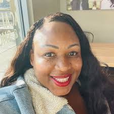 Gina Escoto's Instagram, Twitter & Facebook