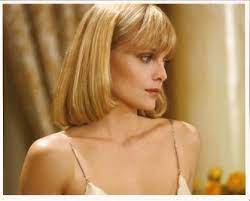 Michelle Pfeiffer As Elvira In Scarface Long Bob Blonde Fringe Hairstyles Blonde Fringe