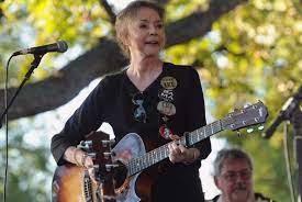 Her cause of death was undisclosed, according to a statement from former label rounder records. 9w0qrzig6eu Im