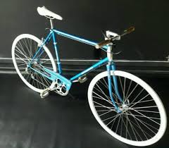 Vintage Loft 25 Cyriaksring 58 Br Br Biete Hier Aus Unserer Schatzinsel Ein Klassiker An Br Motobecane Classic Vinta Vintage Vintage Loft Schatzinsel