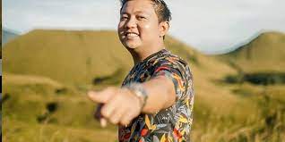 Lirik Dan Chord Lagu Jangan Tutup Lagi Singel Terbaru Denny Caknan Halaman All Kompas Com