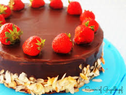 Sacher Nuss Torte Mit Haselnusscreme Haselnuss Creme Haselnuss Torten