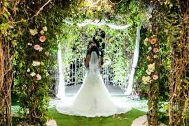 Las Vegas All Inclusive Wedding Ceremony And Reception Venue Packages Lakeside Weddings Events