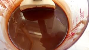 Glacage Miroir Au Chocolat Ultra Brillant Sans Glucose Ni Lait Concentre Gateau Et Cuisine Rachida Glacage Miroir Chocolat Chocolat Miroir Chocolat