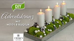 Wir zeigen euch schritt für schritt wie ihr einen adventskranz selber machen könnt. Diy Langlicher Adventskranz Mit Moos Kugeln How To Deko Kitchen Youtube