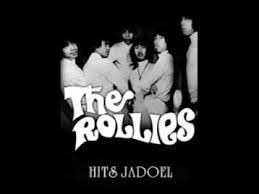 Anda mengetahui judul dan nama penyanyi. Salam Terakhir The Rollies Tukang Chord