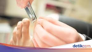Kecanduan Aroma Jempol Kaki 85 Persen Orang Menciumi Potongan Kukunya