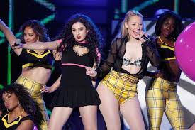 First things first, i'm the realest drop this and let the whole world feel it and i'm still in the murda bizness i can hold you down like i'm givin' lessons in physics you should. Iggy Azalea S Fancy Has Officially Been Deemed 2014 S Song Of The Summer Vanity Fair