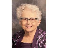 Carol Schuessler's Instagram, Twitter & Facebook