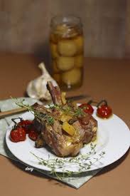 Cotes D Agneau Marinees Aux Epices Et Citron Confit Epicetout La Cuisine De Dany En 2020 Citrons Confits Cote D Agneau Confit