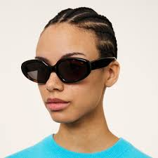 Sadie x GANNI Cherry Bomb