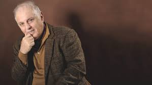 Daniel barenboim is a conductor and pianist of international stature, known for an extraordinarily large orchestral and operatic repertoire. Daniel Barenboim Zum 75 Geburtstag Das Wunder Ist Weg Das Kind Ist Geblieben Klassik Entdecken Br Klassik Bayerischer Rundfunk