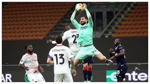 Los donnarumma tenían a su lado a los agentes mino y enzo raiola, de frente a marco fassone y el contrato iba a ser de cinco años, pero esa retoque hasta 2021 puede ser visto como una revisión. Serie A Transfer Market Donnarumma The 22 Year Old Giant With 239 Appearances Available For Free Marca