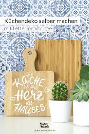 Dann werdet ihr diese kreativideen zum selbermachen lieben. Kuchendeko Selber Machen Weisses Lettering Auf Holzbrett