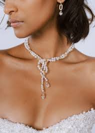 Colliers de mariée pour votre parure de mariage