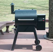 Learn how to plan for an outdoor kitchen and then read all about designing an with an outdoor kitchen setup, you and your guests can prepare and enjoy meals and drinks without having to go inside. Traeger Pro 575 Pellet Grill Review