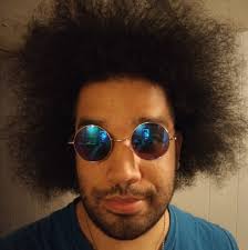 What if instead of skate it we paint it ?🤔🫠 #graffitiart #graffiti  #graffitiartist #graffitistyle 🎥jessearrowood🎥