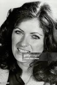 14 Lynda Hurst Stock Photos, High-Res Pictures, and Images